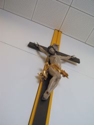 Kreuz in Sakristei 2004